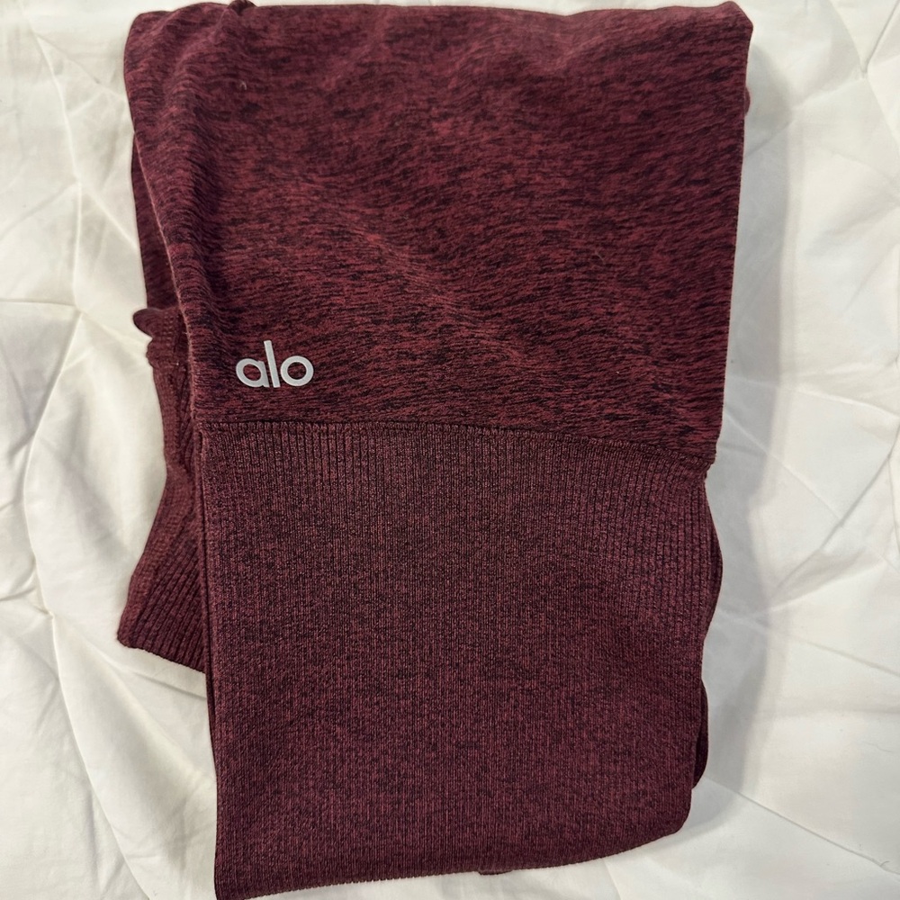 Burgundy Alo yoga leggings